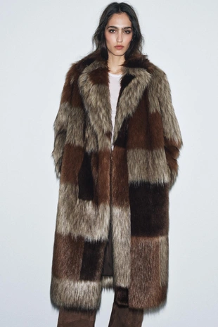 Пальто из искусственного меха в стиле пэчворк — ZW COLLECTION LIMITED EDITION- Заказать в России