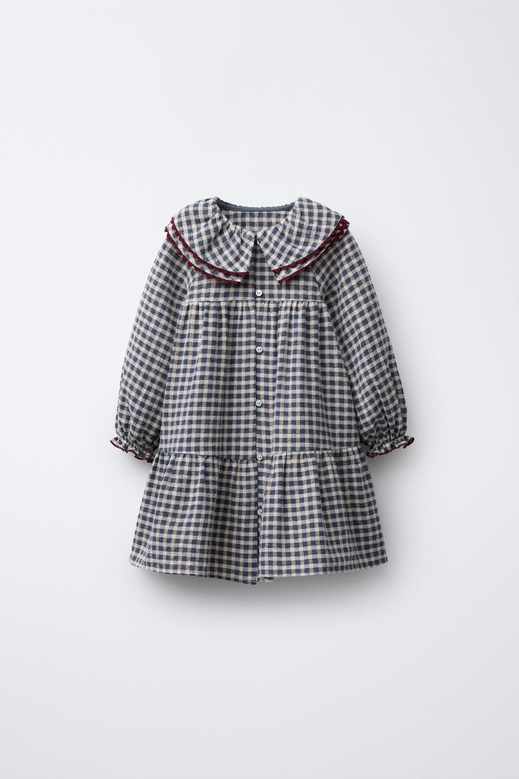 ПЛАТЬЕ В КЛЕТКУ С ВОЛНИСТОЙ ОТОРОЧКОЙ