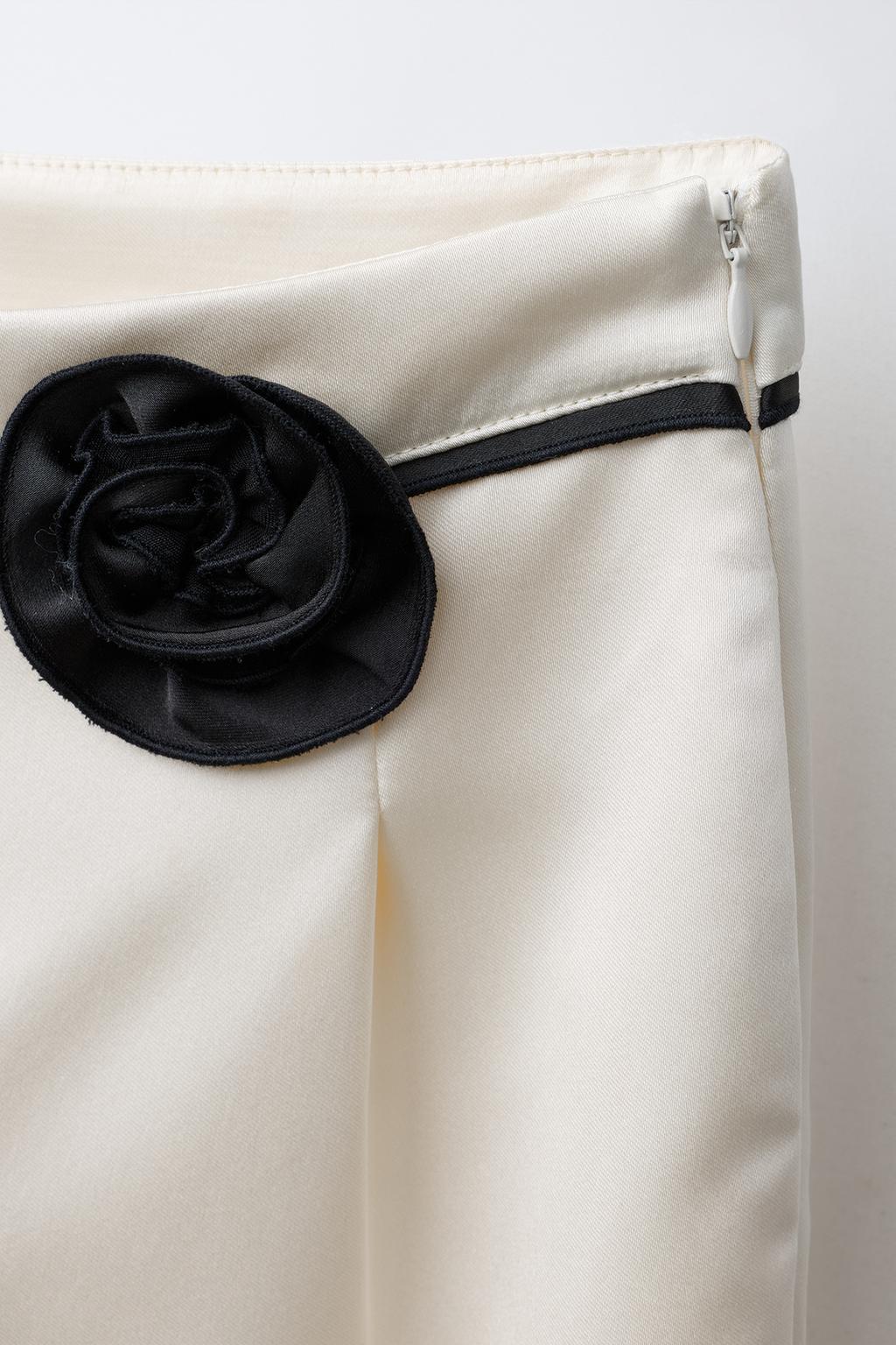 БРЮКИ-БОМБАШКИ С ЦВЕТКОМ