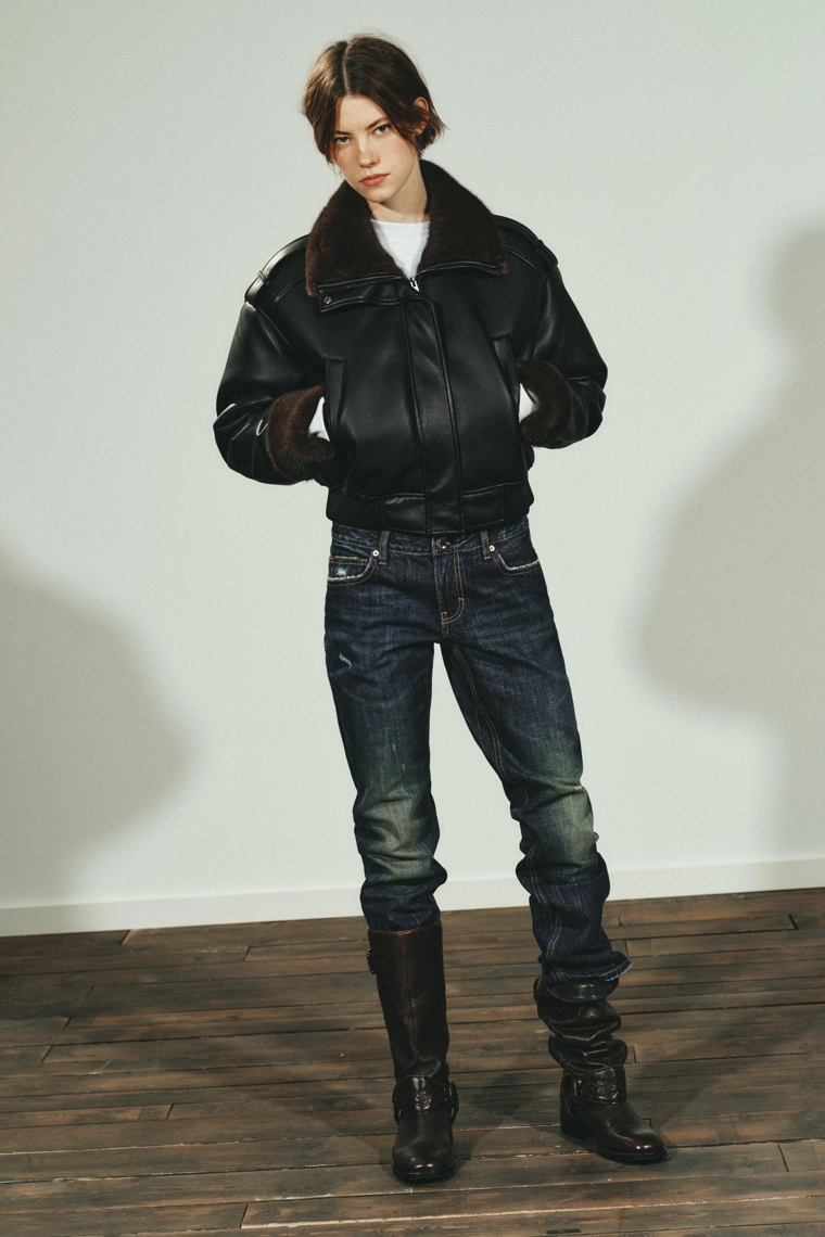 Бомбер из меховой искусственной кожи с двусторонней отделкой