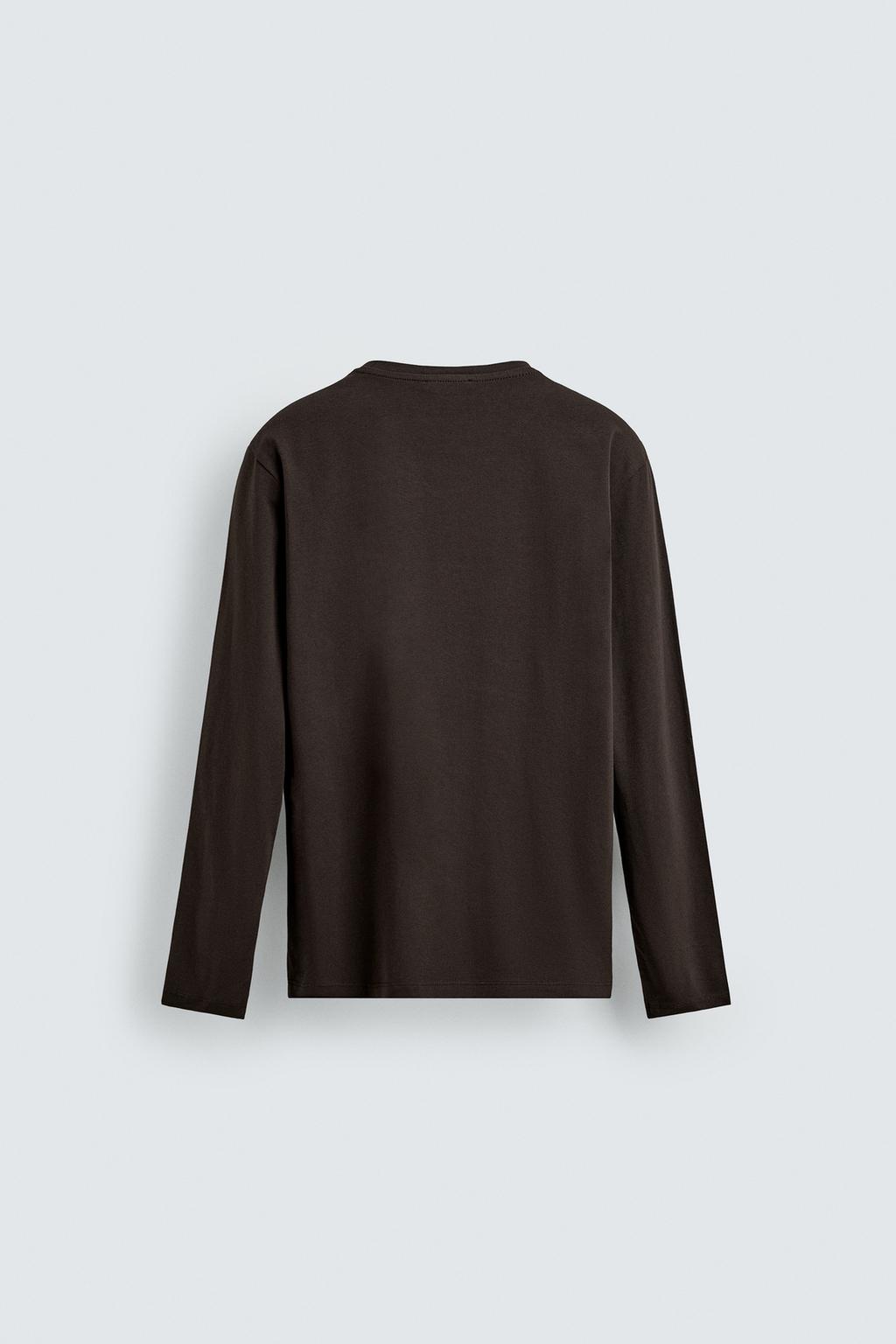 БАЗОВАЯ ФУТБОЛКА SLIM FIT