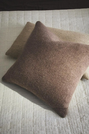 Чехол из шерсти для подушки- Заказать в России