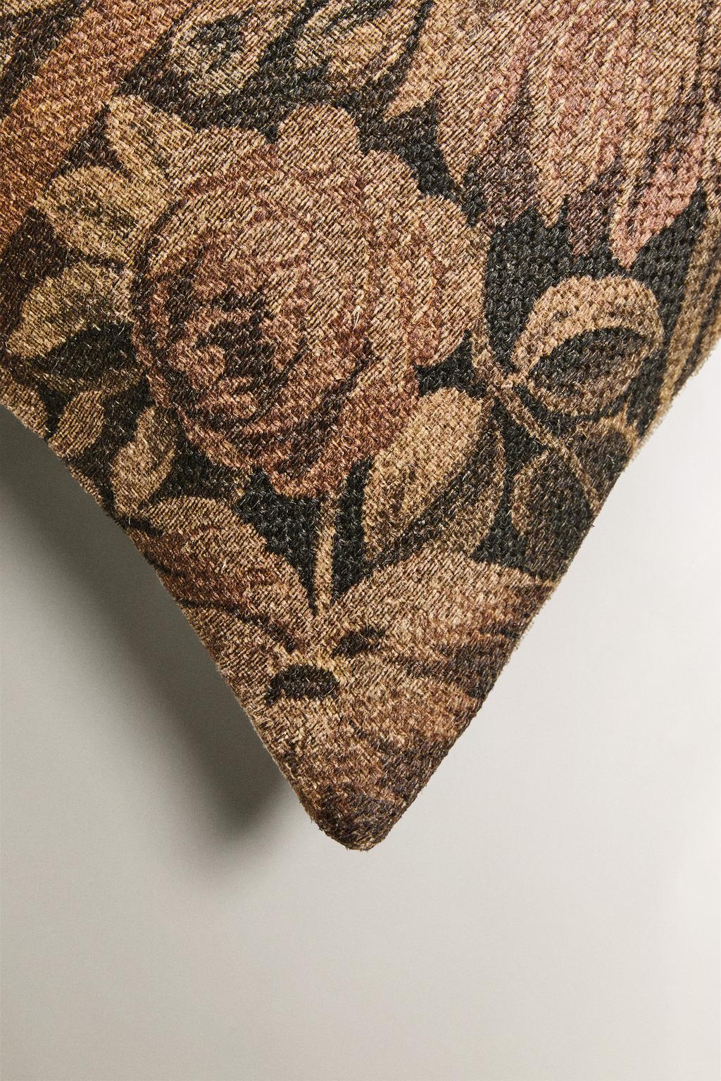 Чехол для подушки из льна с цветочным принтом