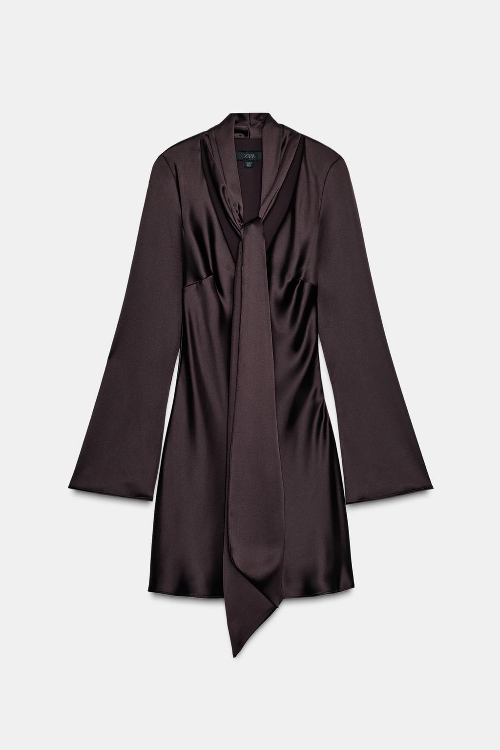 АТЛАСНОЕ ПЛАТЬЕ С ШАРФОМ