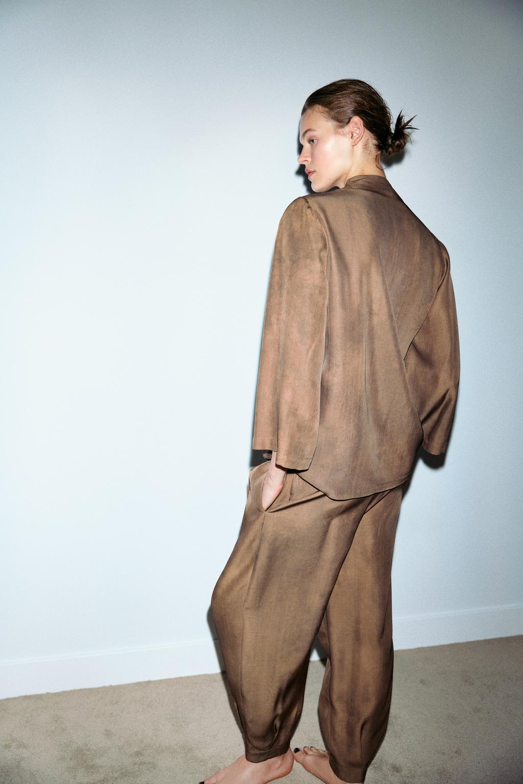 РУБАШКА С ЗАПАХОМ И ПРИНТОМ