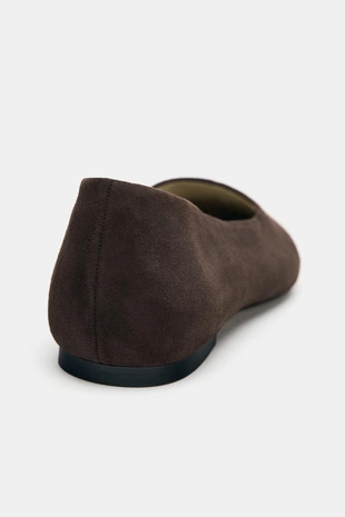 Замшевые балетки с острым носом- Заказать в России