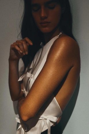 Крем-глиттер для тела ZARA RED TEMPTATION 100 мл (3.4 жидк. унц.)- Заказать в России