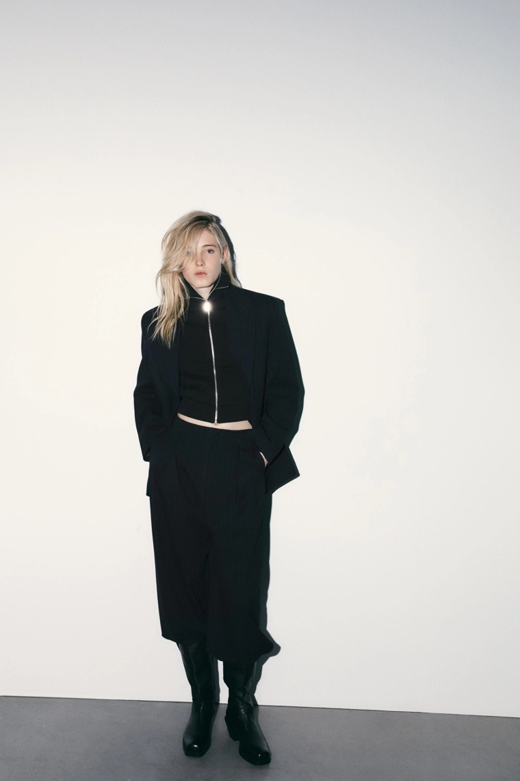 Пиджак в полоску с карманами