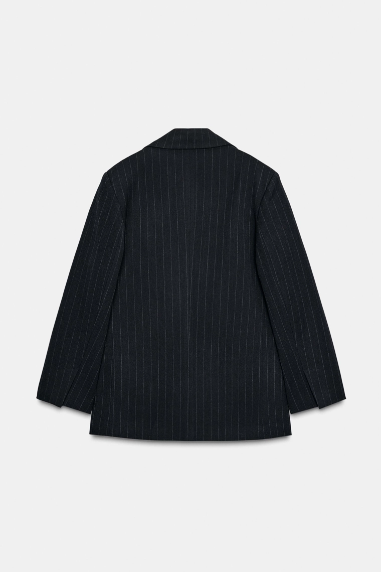Пиджак в полоску с карманами
