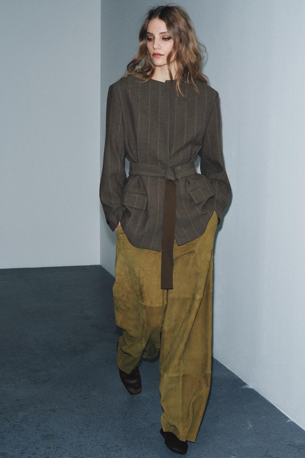 БЛЕЙЗЕР В ПОЛОСКУ С ПОЯСОМ — ZW COLLECTION