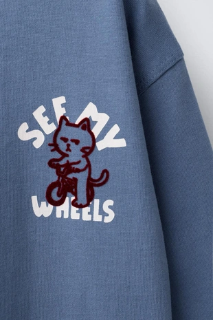 Толстовка с рельефным принтом животных