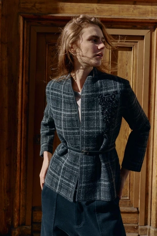 Трикотажный кардиган в клетку с поясом- Заказать в России