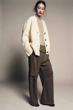 Кардиган из 100% шерсти с V-образным вырезом- Заказать в России