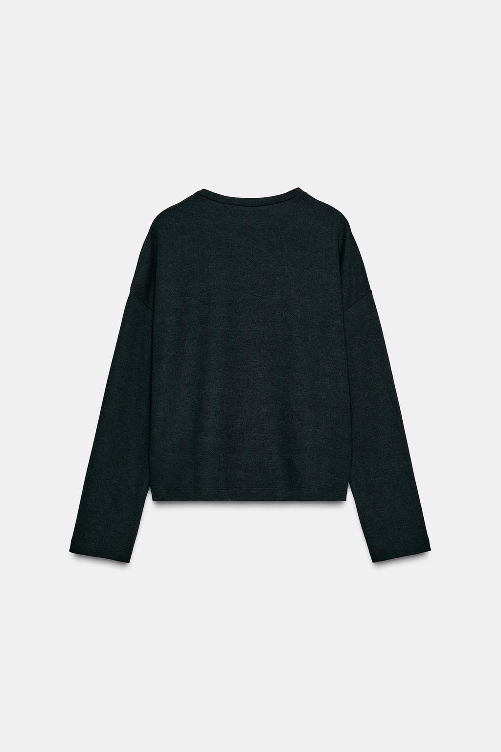 МЯГКИЙ ТОП С ДЛИННЫМИ РУКАВАМИ