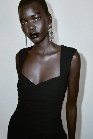 Мини-платье асимметричного кроя со сборками и низом-баллоном- Заказать в России