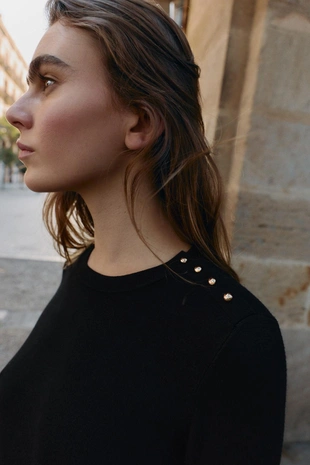 Вязаный джемпер с пуговицами