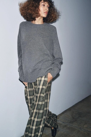 Свитер оверсайз из 100% шерсти- Заказать в России