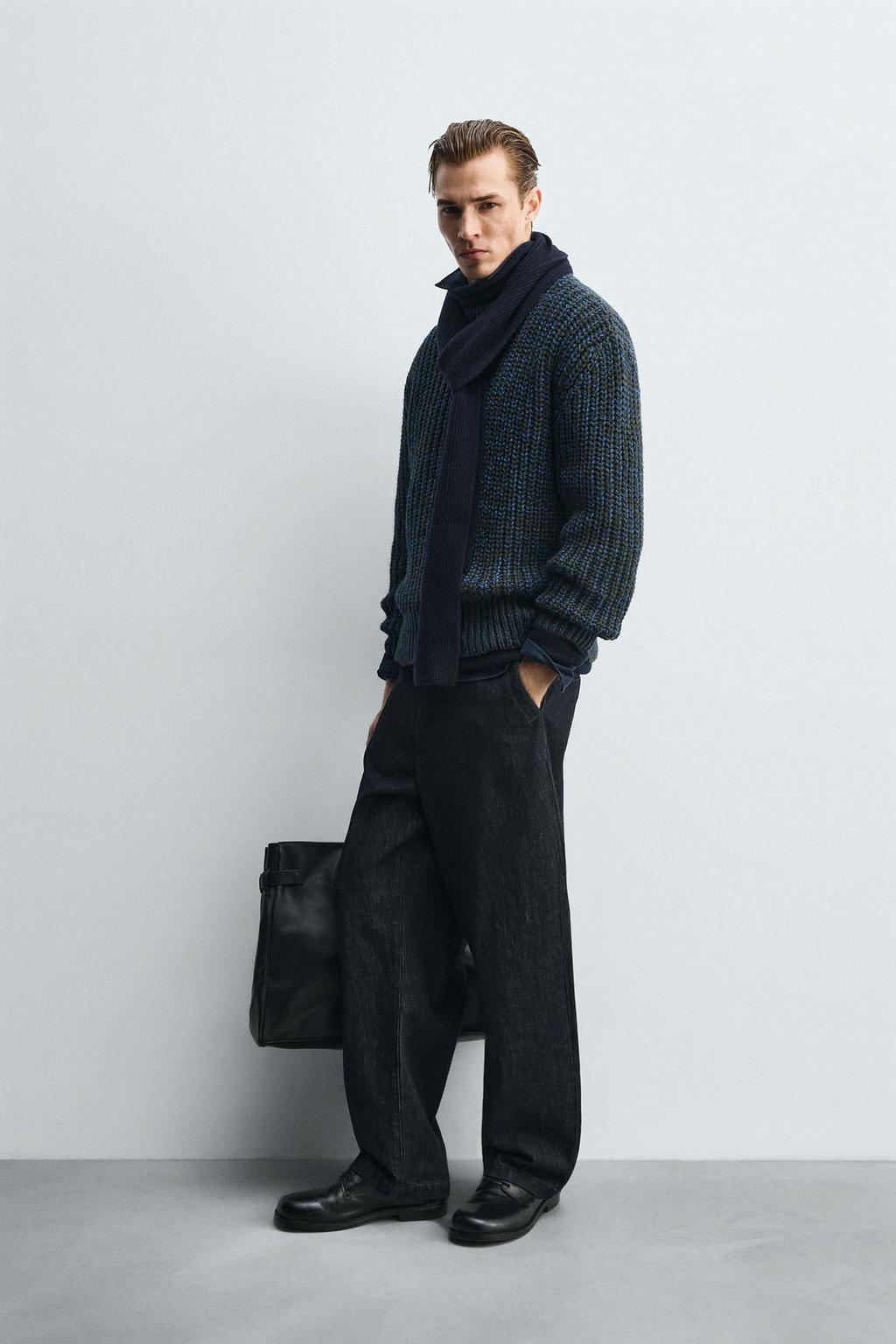 ОБЪЕМНЫЙ СВИТЕР ИЗ РЕЛЬЕФНОЙ ТКАНИ