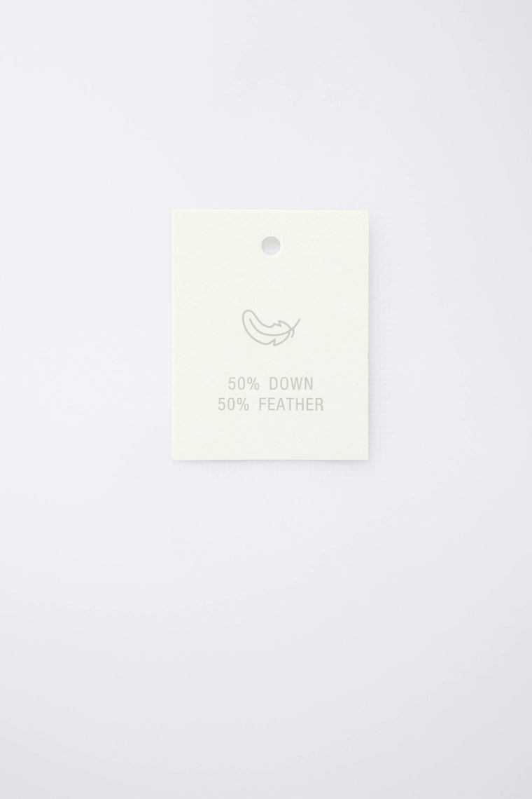 Пуховик с марлевым наполнителем 50% пуха и 50% перьев с этикеткой