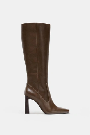 Высокие сапоги с декоративной строчкой- Заказать в России