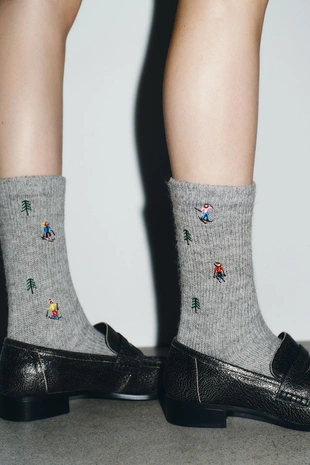 Высокие носки с вышивкой- Заказать в России