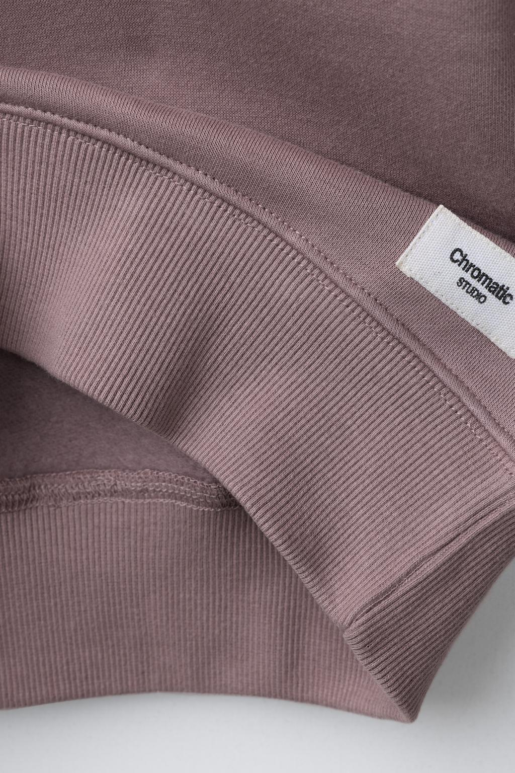 БАЗОВАЯ ТОЛСТОВКА С НАШИВКОЙ