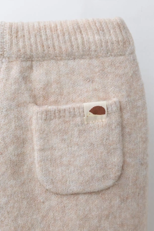 Трикотажные легинсы с карманом и этикеткой с ежиком- Заказать в России