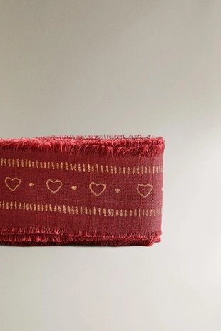 Ленточка для упаковки подарков с сердечком и бахромой- Заказать в России