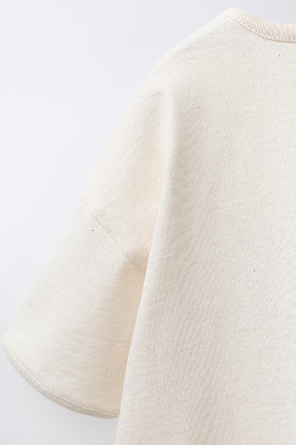 ФУТБОЛКА С ТЕКСТОВЫМИ НАШИВКАМИ