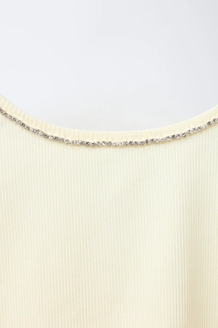 Топ в рубчик со стразами