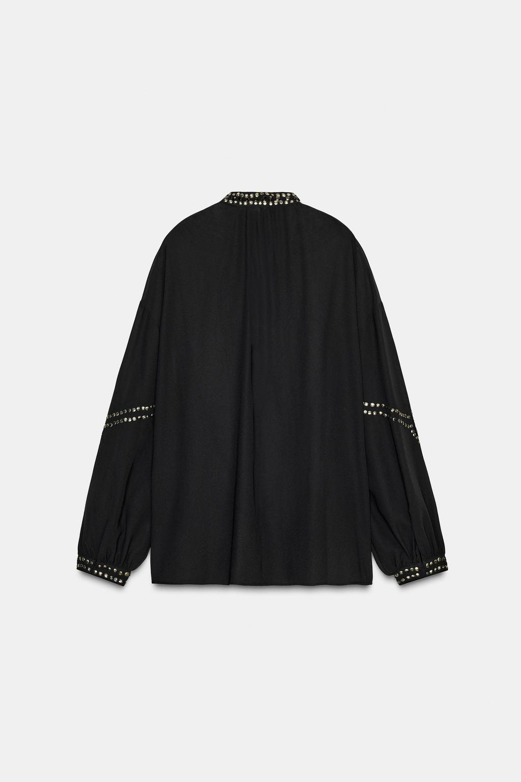 БЛУЗА ИЗ ПОЛУПРОЗРАЧНОЙ ТКАНИ С БУСИНАМИ