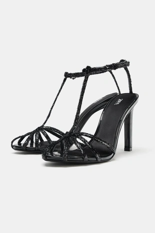 Black | 3335/610/800 - Zara Босоножки на каблуке с перекрестными ремешками