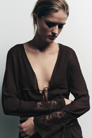 Рубашка из жоржета, кружева и завязок- Заказать в России