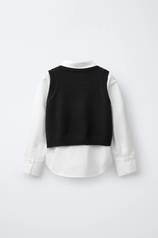 Однотонная рубашка с трикотажным жилетом и жемчугом- Заказать в России