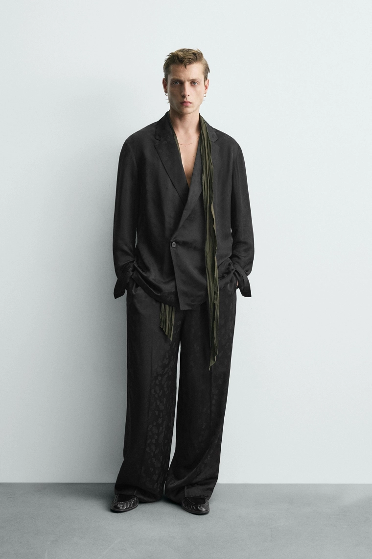 Роскошный костюм с рисунком пэйсли в ограниченном выпуске (пиджак свободного кроя)