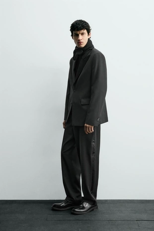 Костюмный блейзер-смокинг из шерсти- Заказать в России