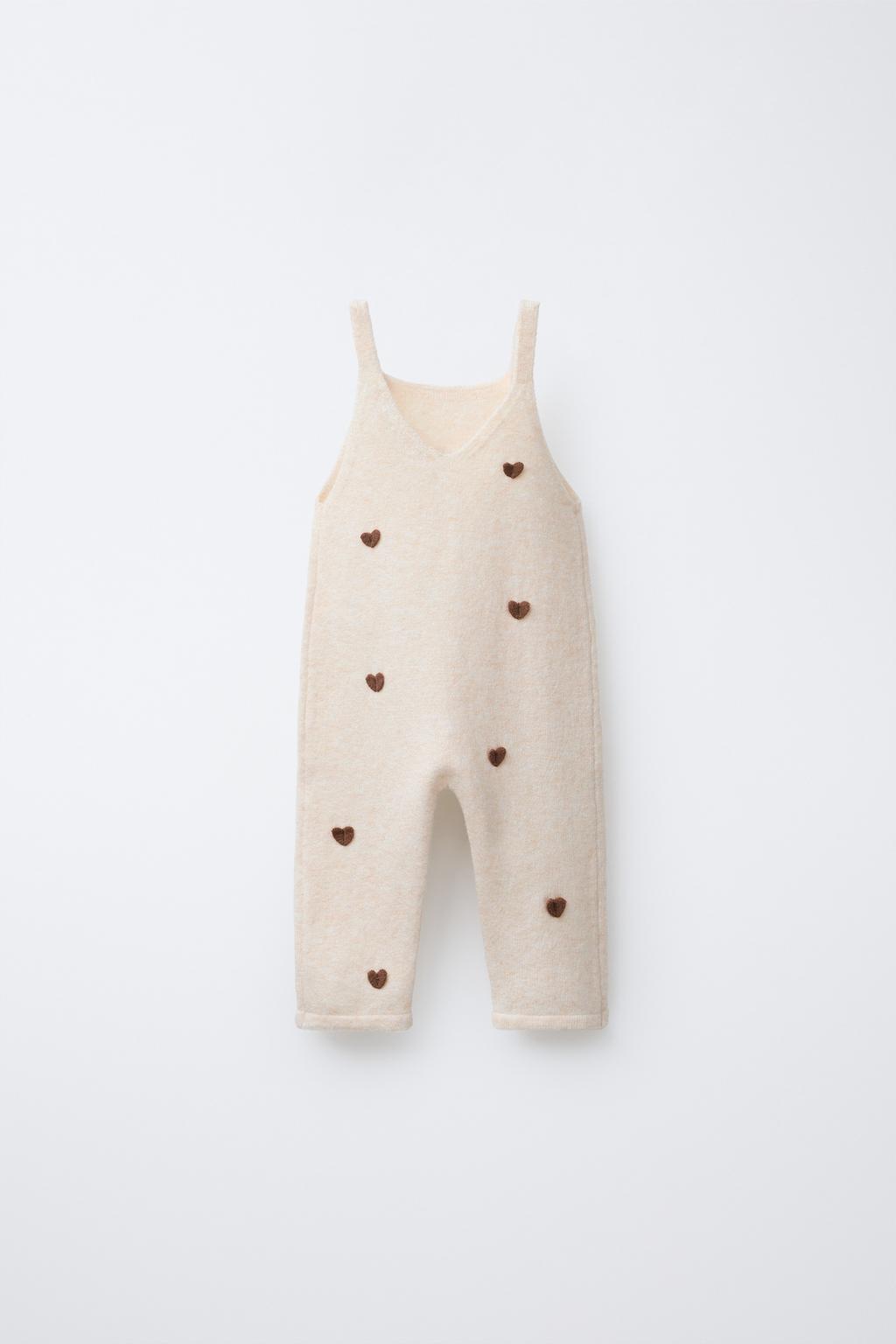 ТРИКОТАЖНЫЙ КОМБИНЕЗОН С СЕРДЕЧКАМИ