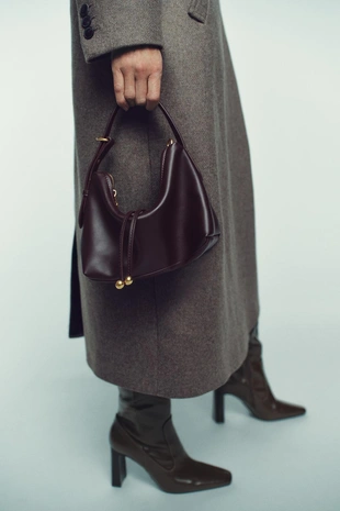 Мини-сумка с декоративными шариками