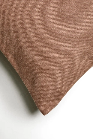 Чехол на подушку с простым дизайном