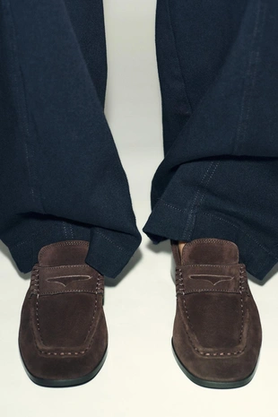 Замшевые лоферы на каблуке- Заказать в России