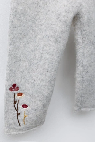 Трикотажные брюки с вышивкой цветов- Заказать в России