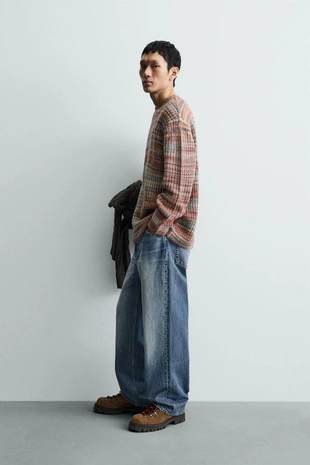 Свитер в полоску с рельефным узором- Заказать в России