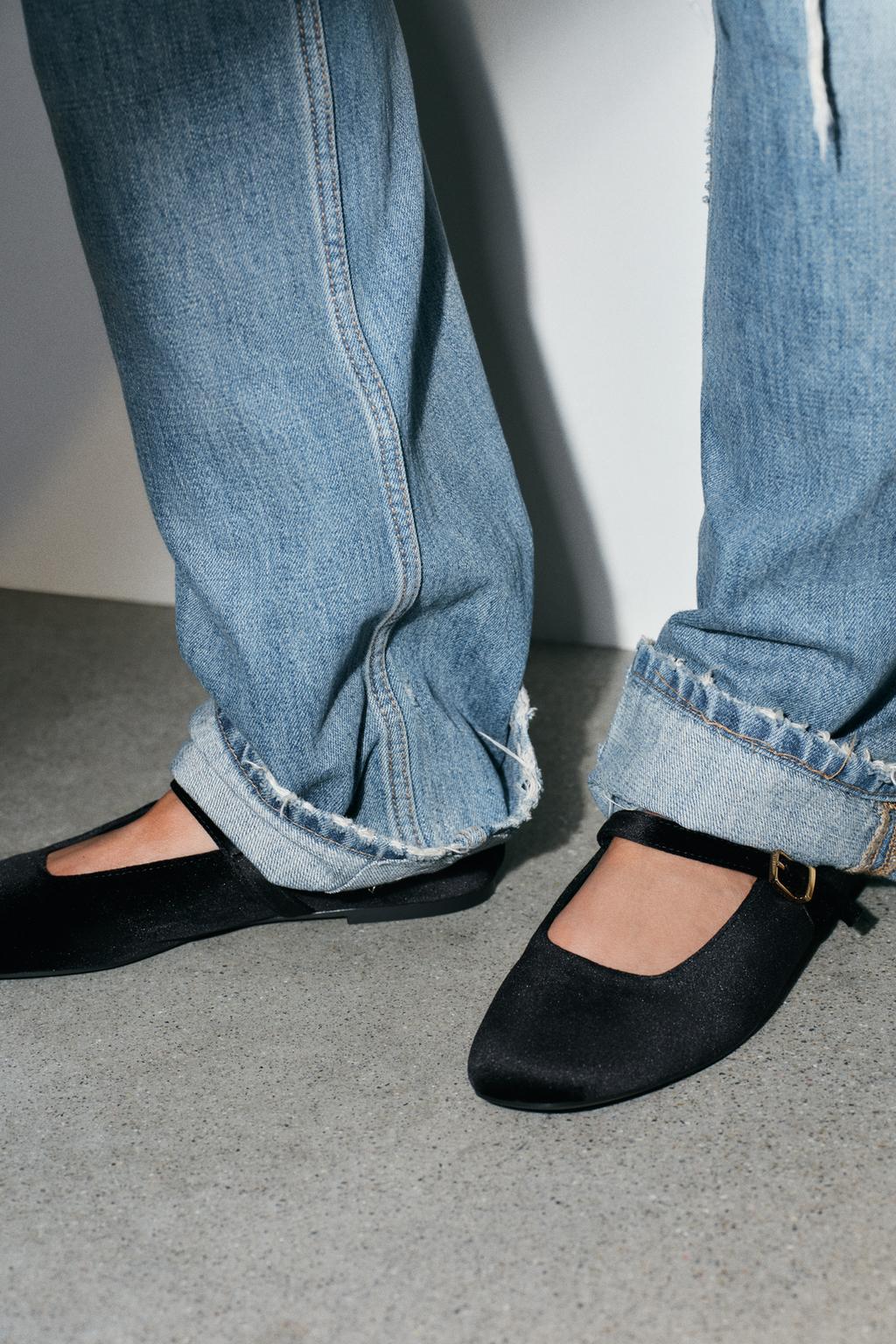 БАЛЕТКИ С ПРЯЖКОЙ ИЗ БАРХАТА