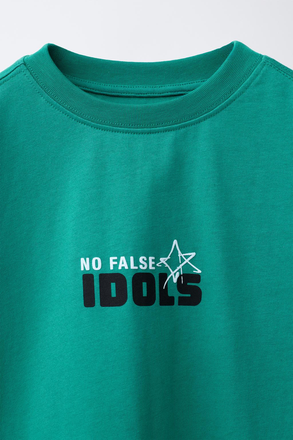 ФУТБОЛКА С РЕЛЬЕФНЫМ ПРИНТОМ