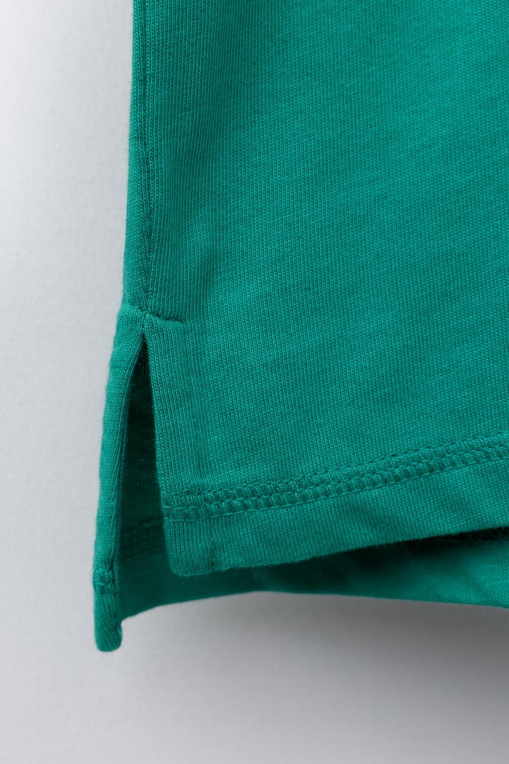 ФУТБОЛКА С РЕЛЬЕФНЫМ ПРИНТОМ