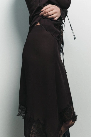 Юбка из жоржета с асимметричным кружевом- Заказать в России