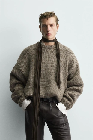 Свитер из рельефной ткани с шерстью- Заказать в России