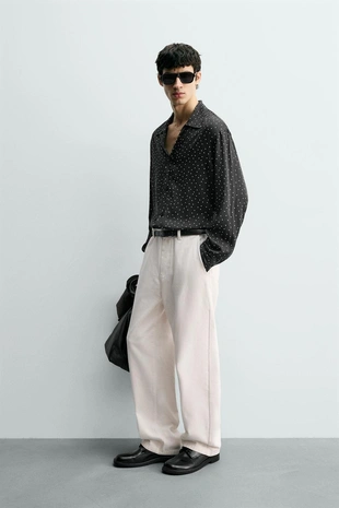 Рубашка струящегося покроя с принтом в горошек- Заказать в России