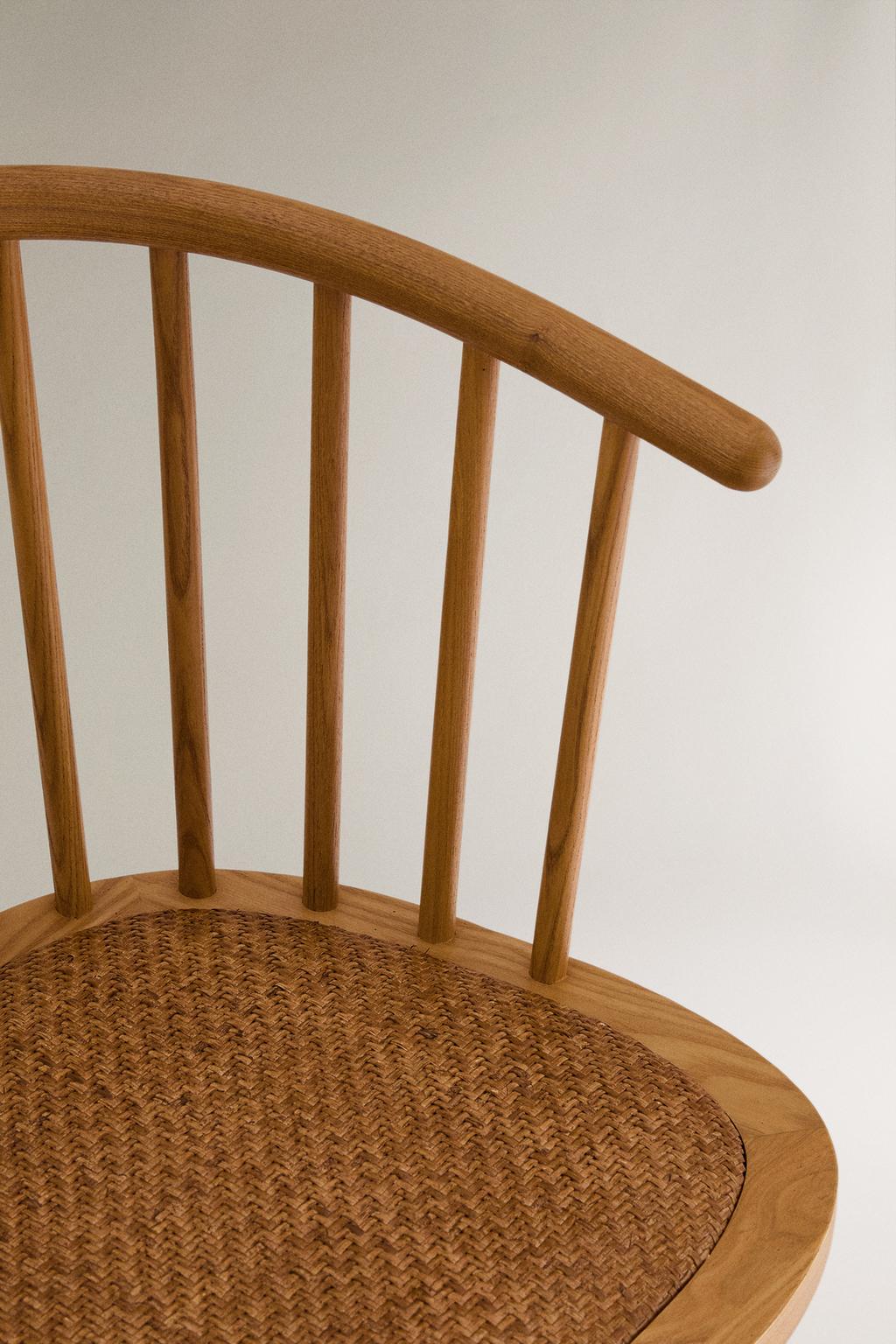Стул из ясеня и плетеного ротанга