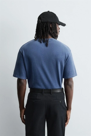 Футболка свободного кроя